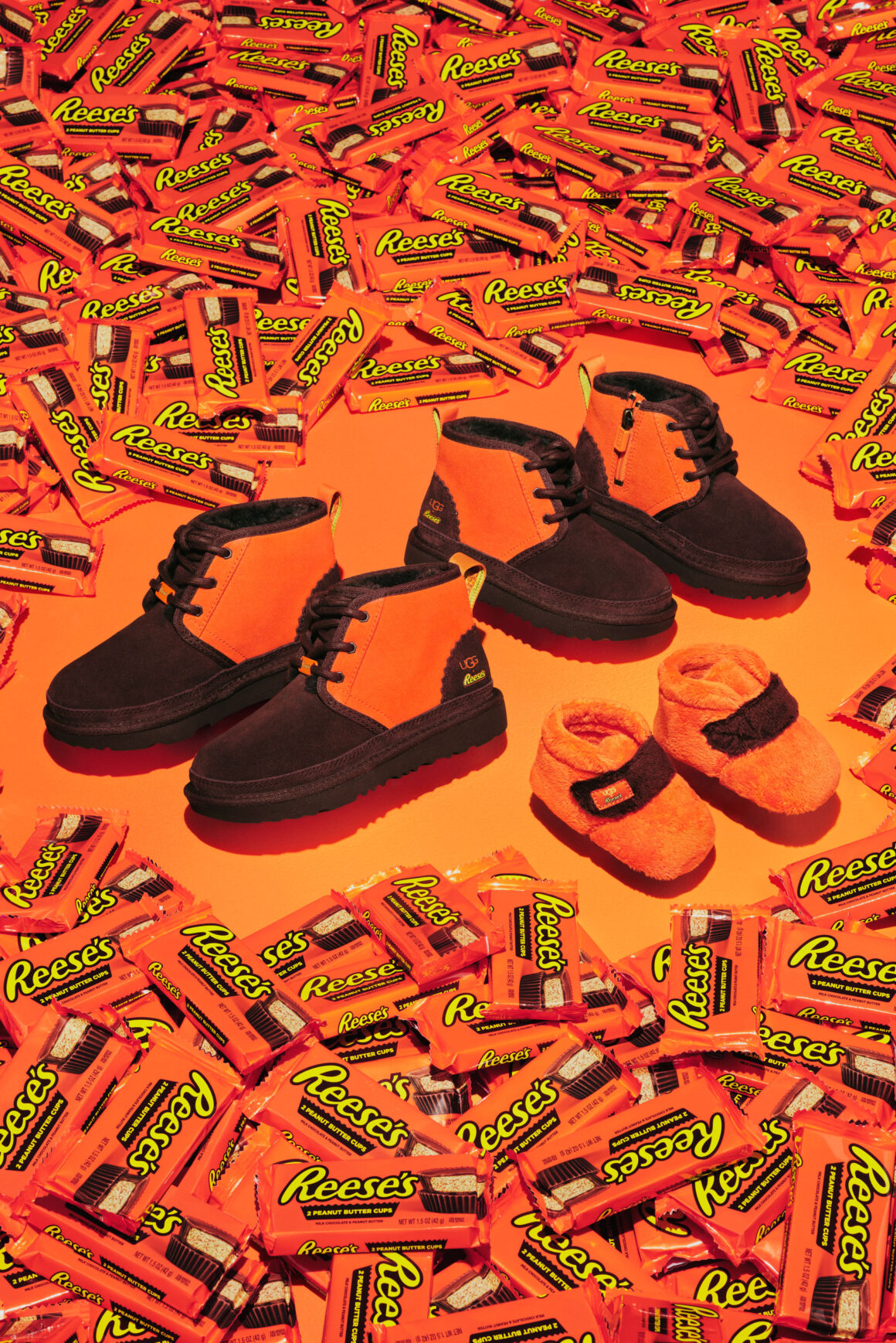 slippers foot locker