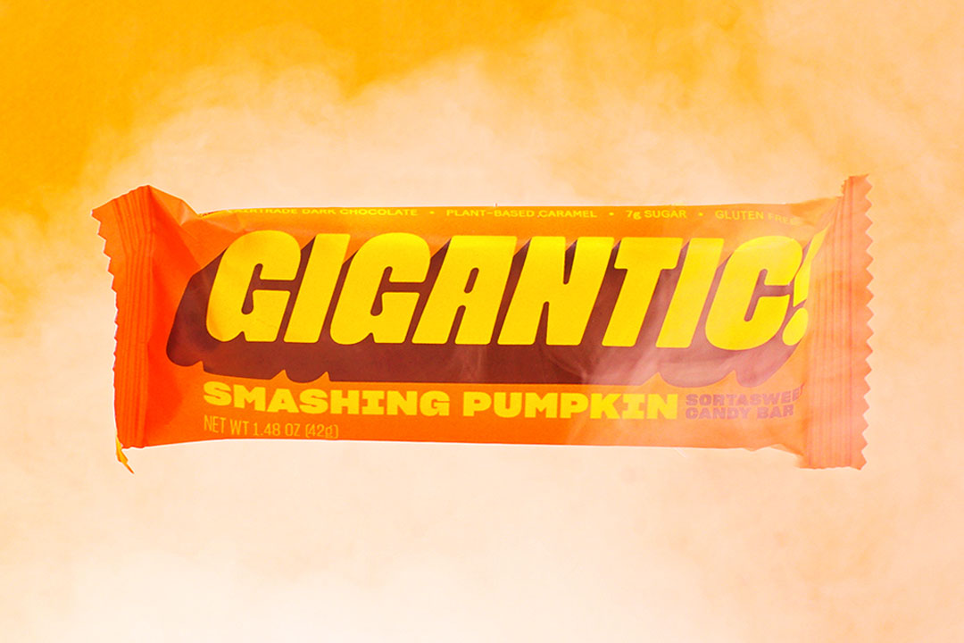 GIGANTIC! Introduces New Candy Bar Flavor SMASHING PUMPKIN
