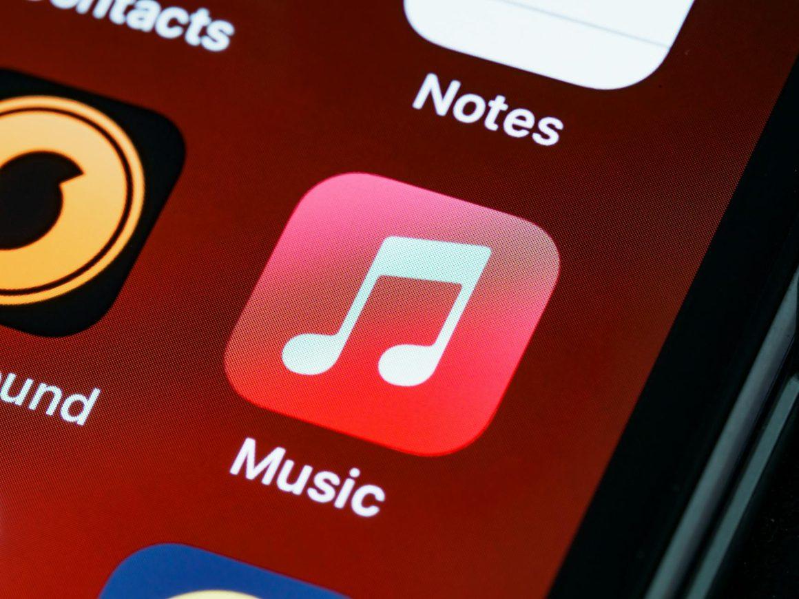 iphone smartphone music app
